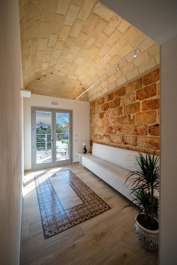 فندق Butiko كاستيلوزو المظهر الخارجي الصورة